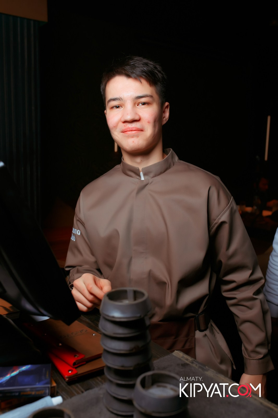 ОЛОВО НА ДОСТЫК. КИПЯТКОМ АЛМАТЫ!