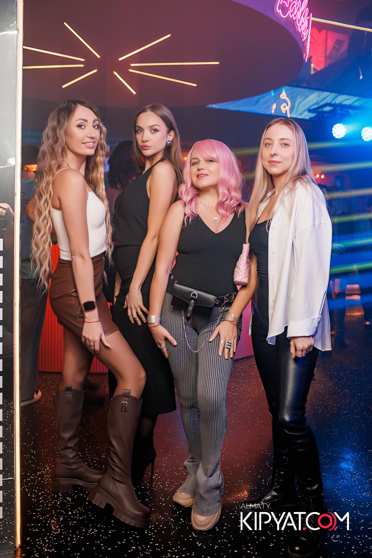 SANTA BARBARA — ВЫСТУПЛЕНИЕ ГРУППЫ REFLEX. КИПЯТКОМ АЛМАТЫ!