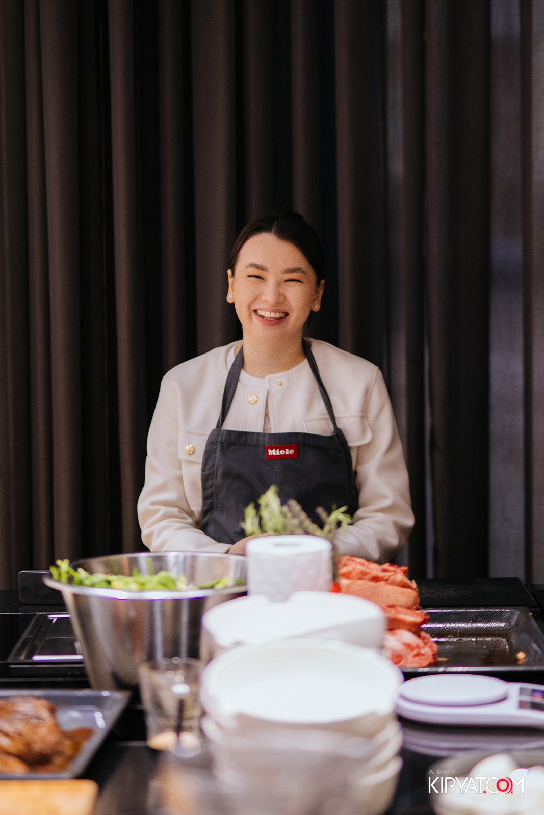 MIELE. КИПЯТКОМ АЛМАТЫ!