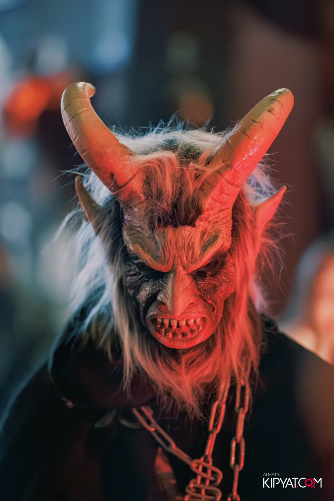 MERRY CREEPYSTMASS AND SPOOKY NEW YEAR — QUEEN OF THE DARKNESS BAR. КИПЯТКОМ АЛМАТЫ!