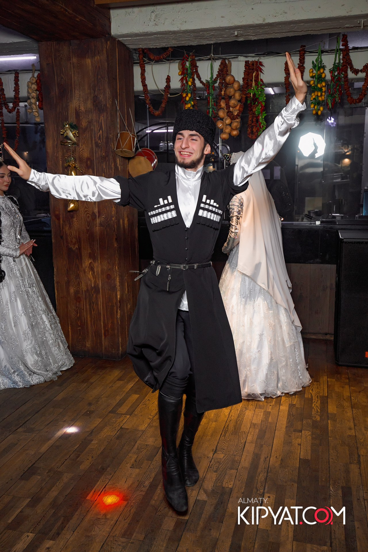 ВАХТАНГУРИ. КИПЯТКОМ АЛМАТЫ!