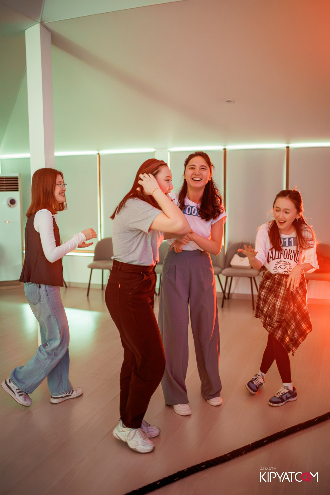 КВЕСТ-ШОУ ALAROVICH ИГРА В КАЛЬМАРА. КИПЯТКОМ АЛМАТЫ!