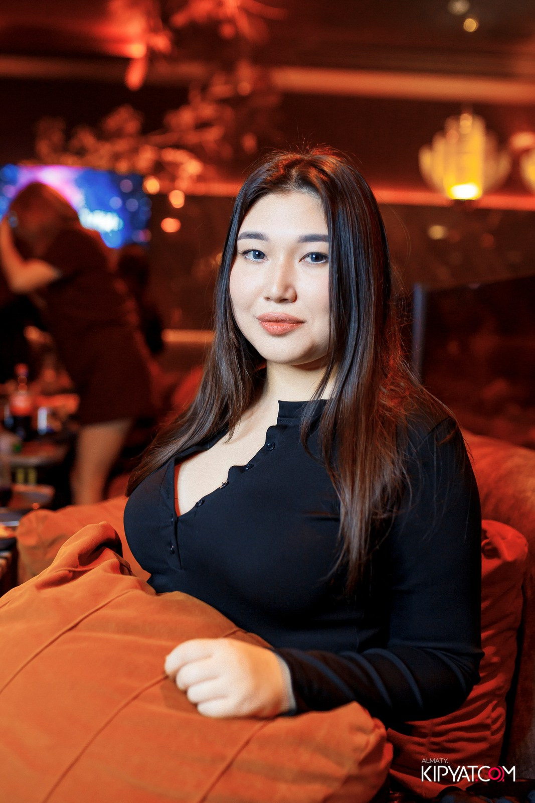 БАР ПАНАЕХАЛИ НА ДОСТЫК. КИПЯТКОМ АЛМАТЫ! Фотосъемка мероприятий в Алматы