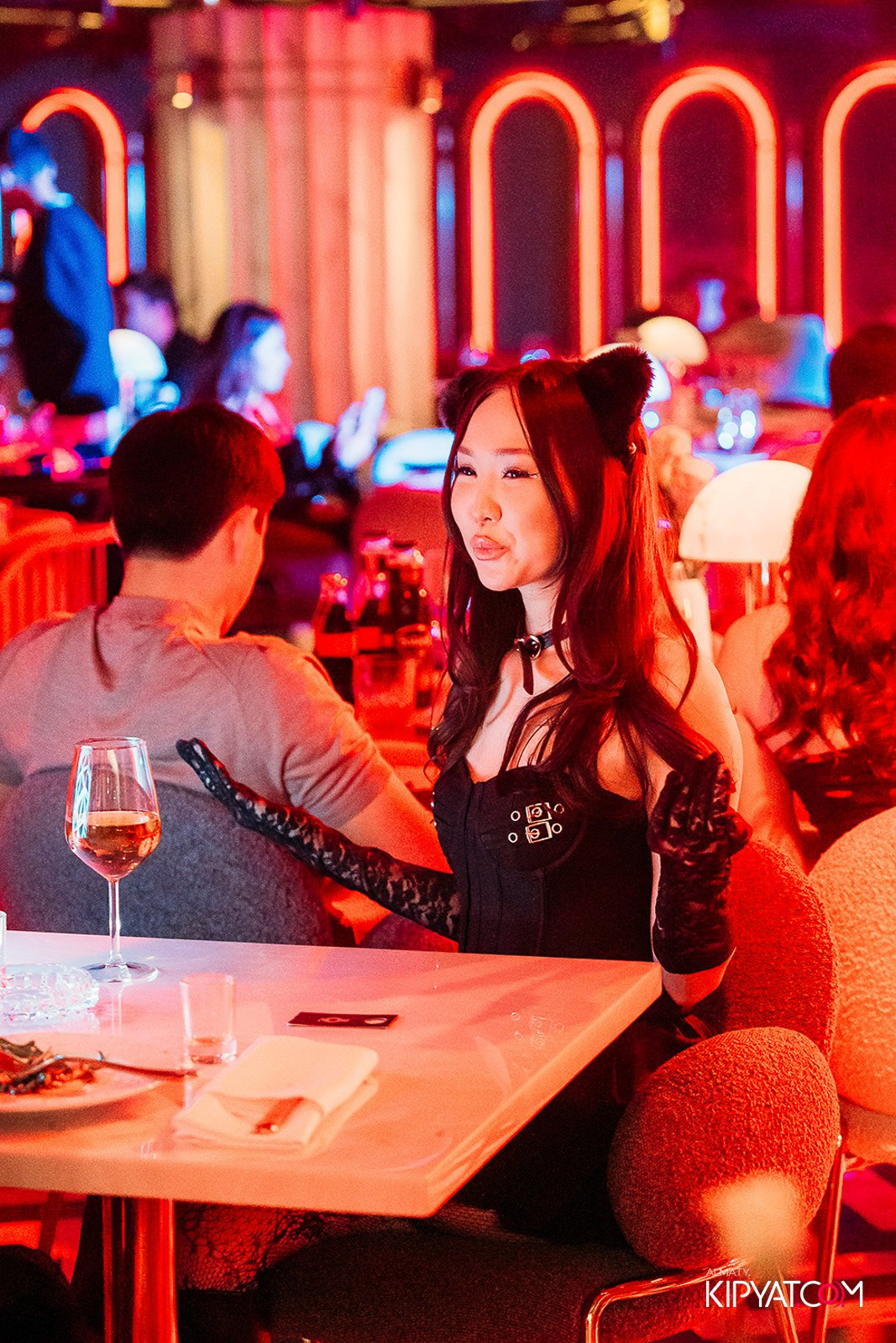 QUEEN. КИПЯТКОМ АЛМАТЫ!