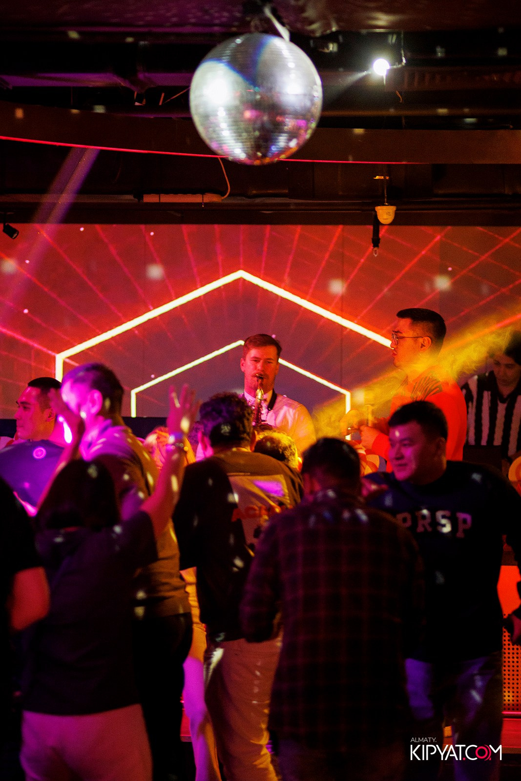 EVENT BAR. КИПЯТКОМ АЛМАТЫ! Фотосъемка мероприятий в Алматы