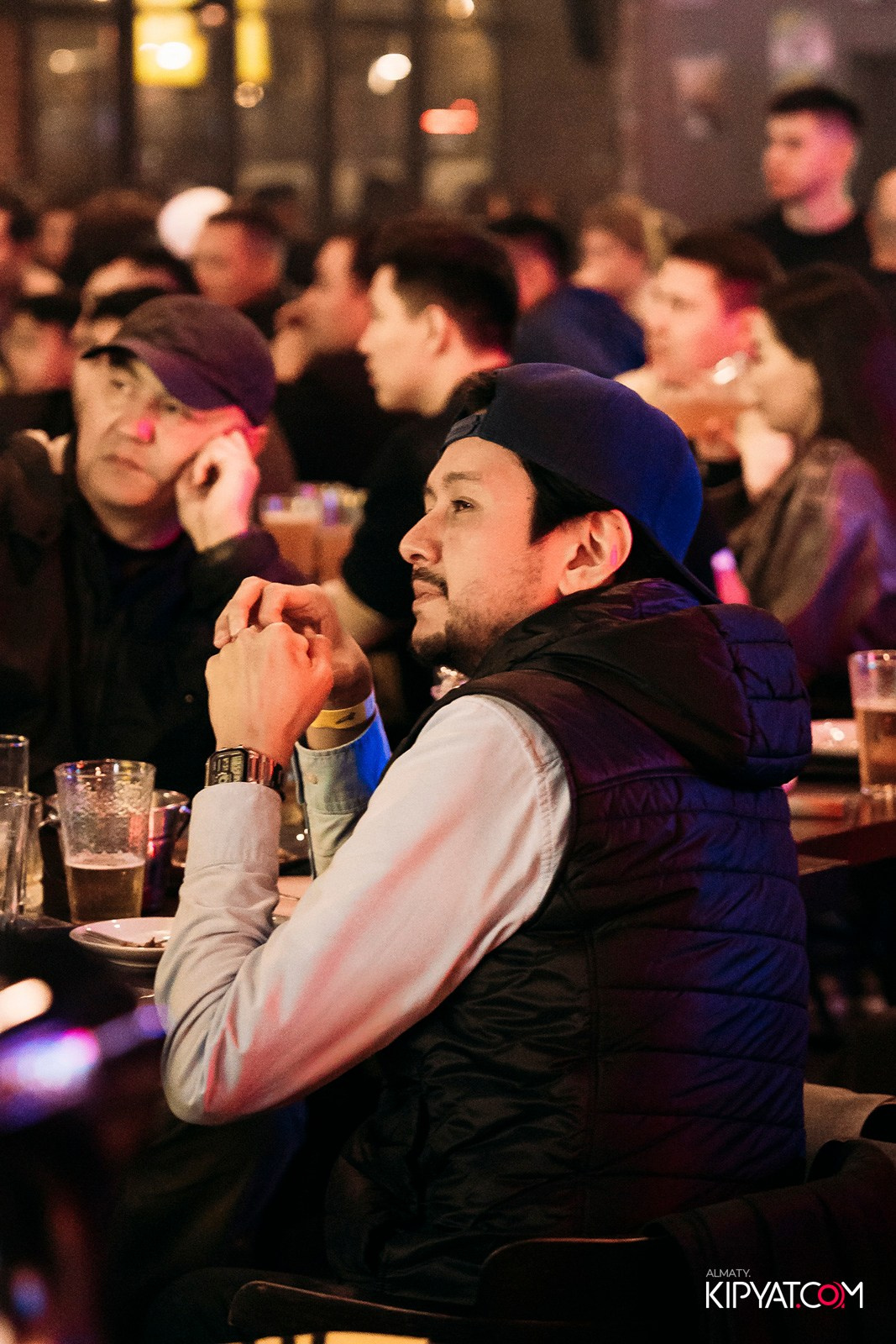 HARVEY'S PUB. КИПЯТКОМ АЛМАТЫ!