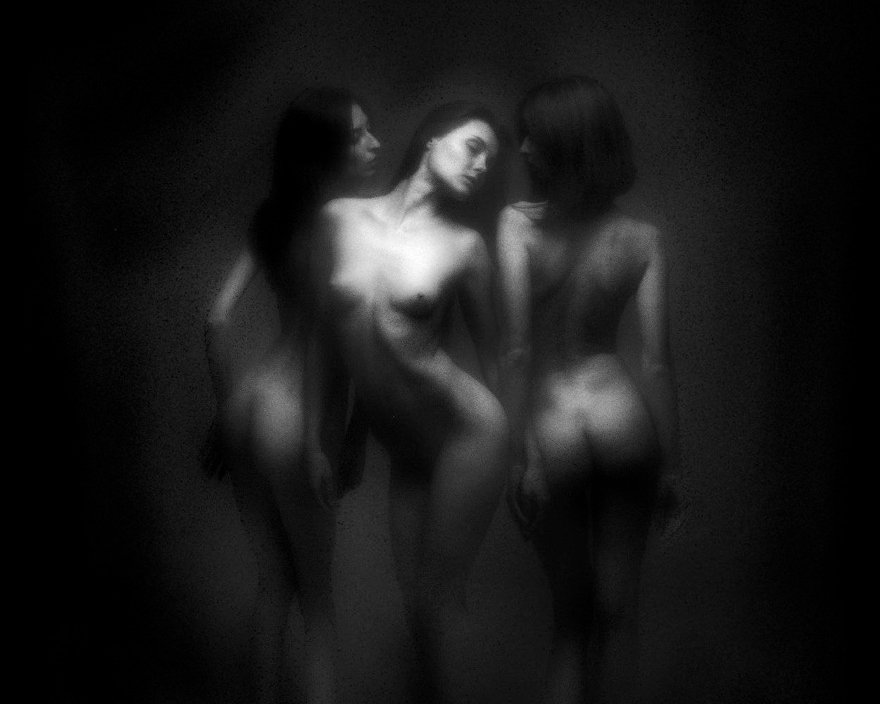 Обнаженная пластическая фотография. Мастерская Демченко