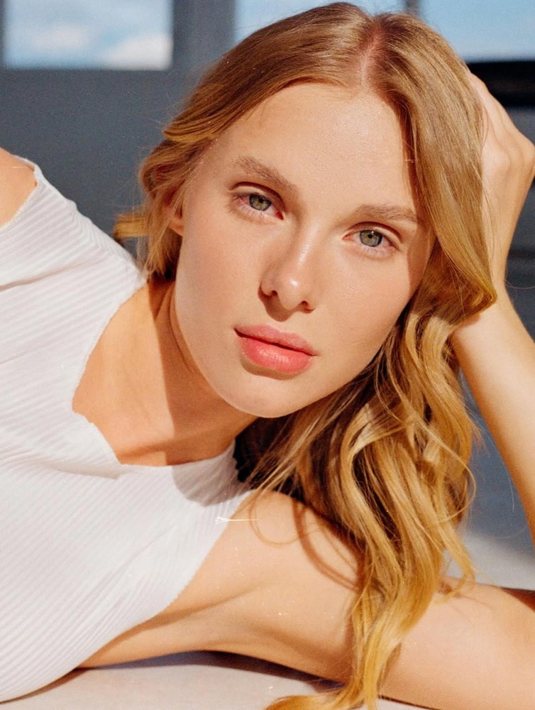 Yana. Axis model management