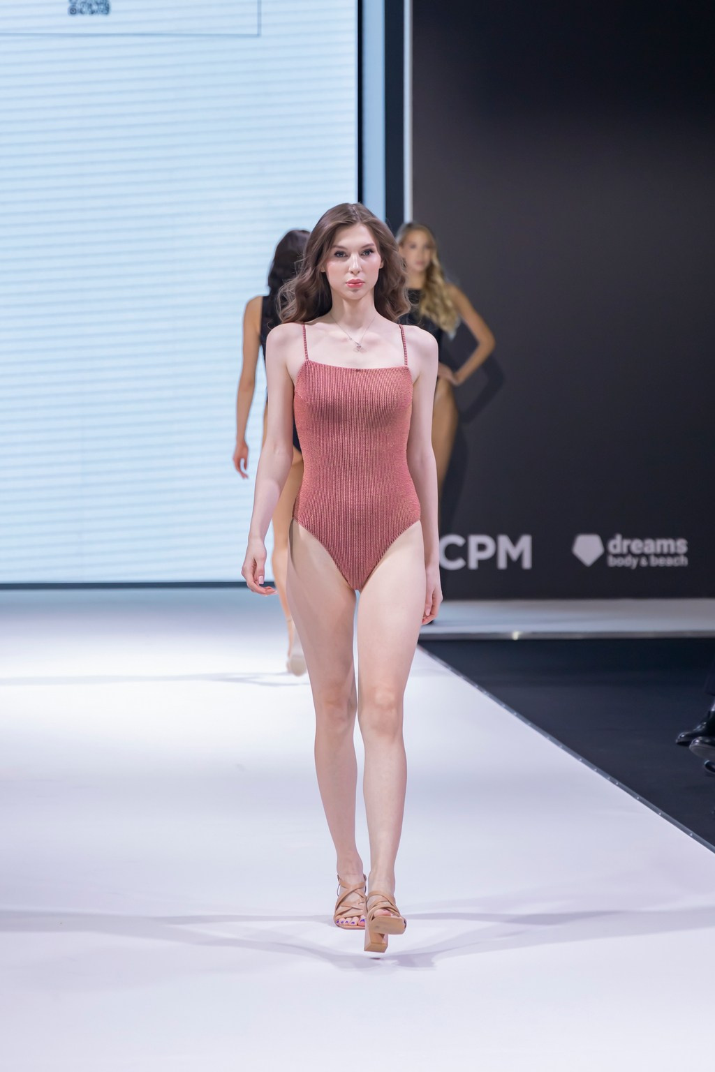 Модный показ белья Altin swimwear CPM 2024. Репортажный, семейный и студийный фотограф в Москве Демин Алексей