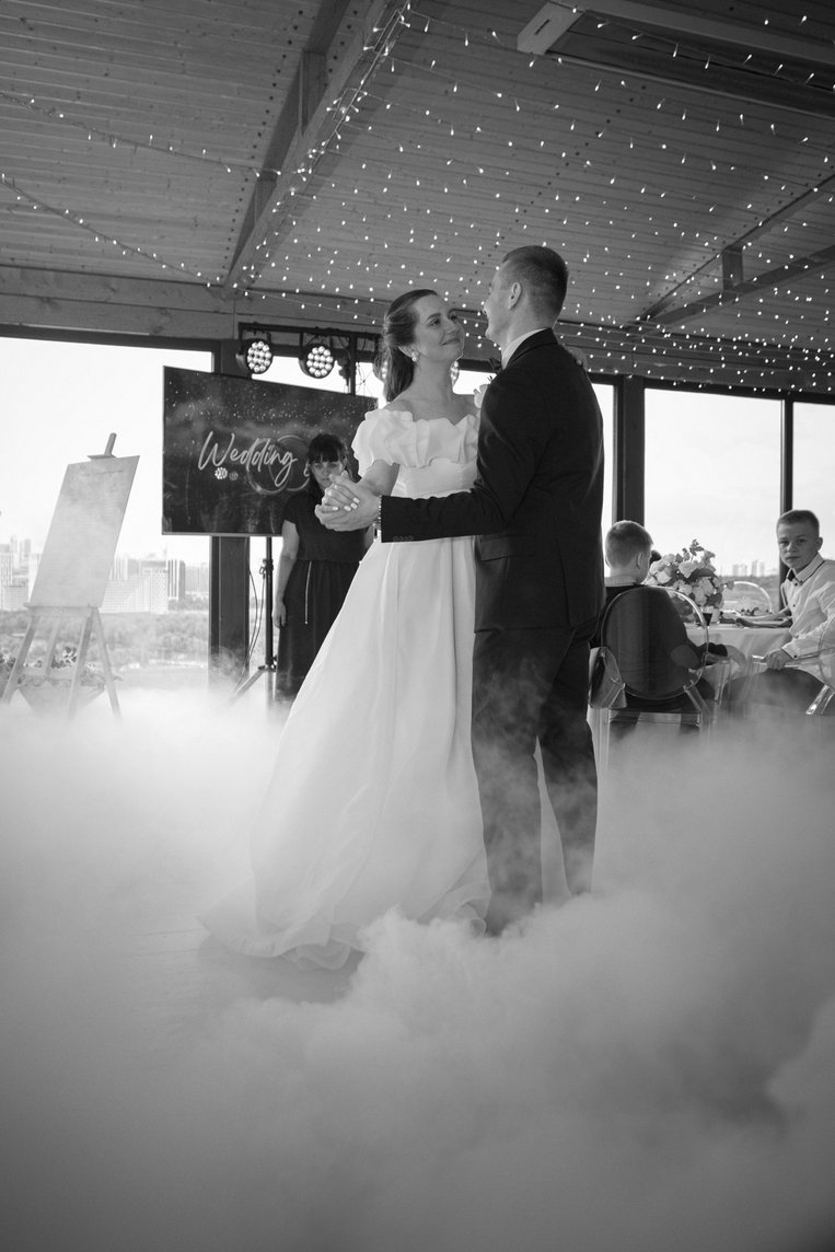 Площадка № 2-16. Свадебный организатор Москва