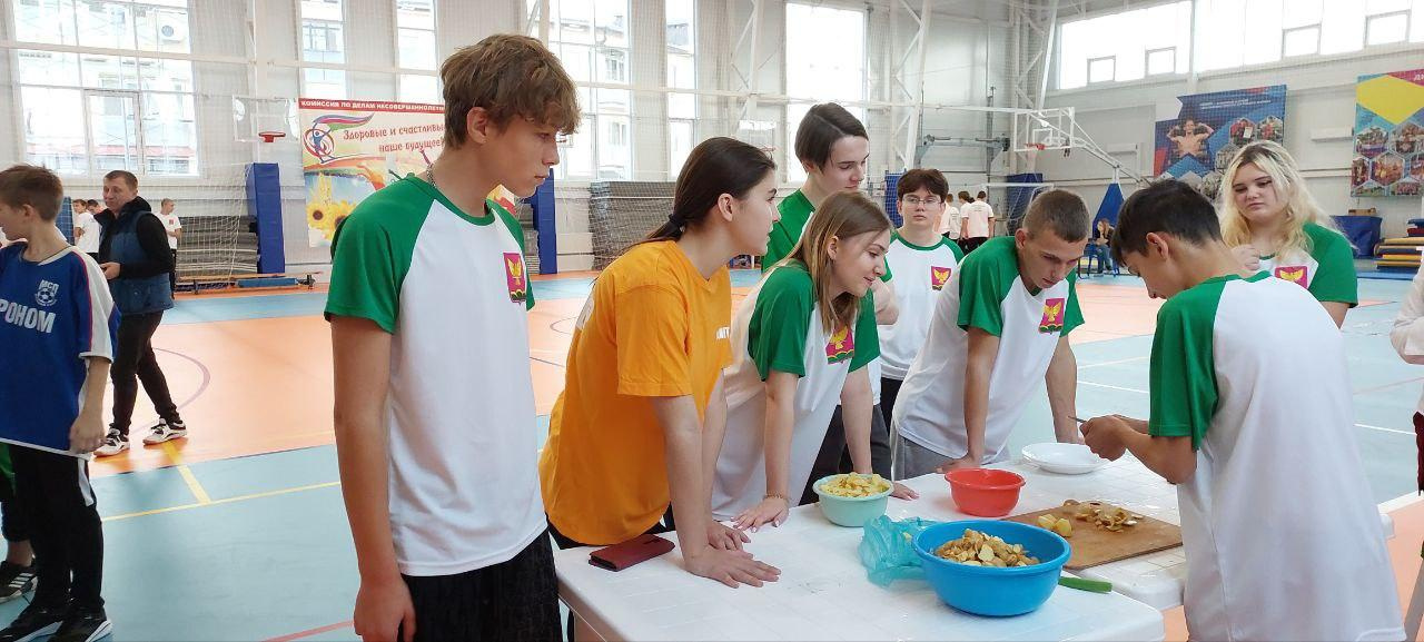 Школьники Динского района узнали формулу успеха. Новотитаровский Дом культуры