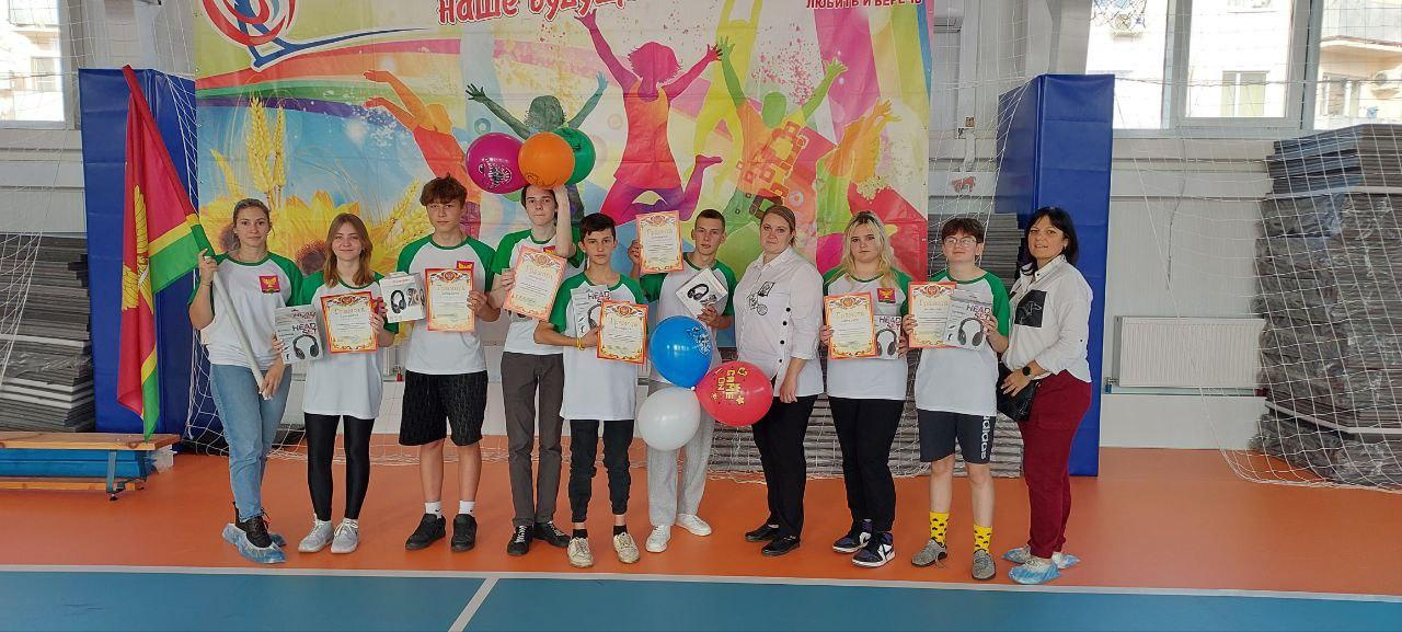 Школьники Динского района узнали формулу успеха. Новотитаровский Дом культуры