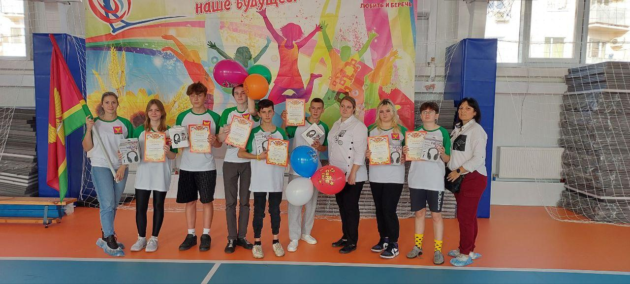 Школьники Динского района узнали формулу успеха. Новотитаровский Дом культуры