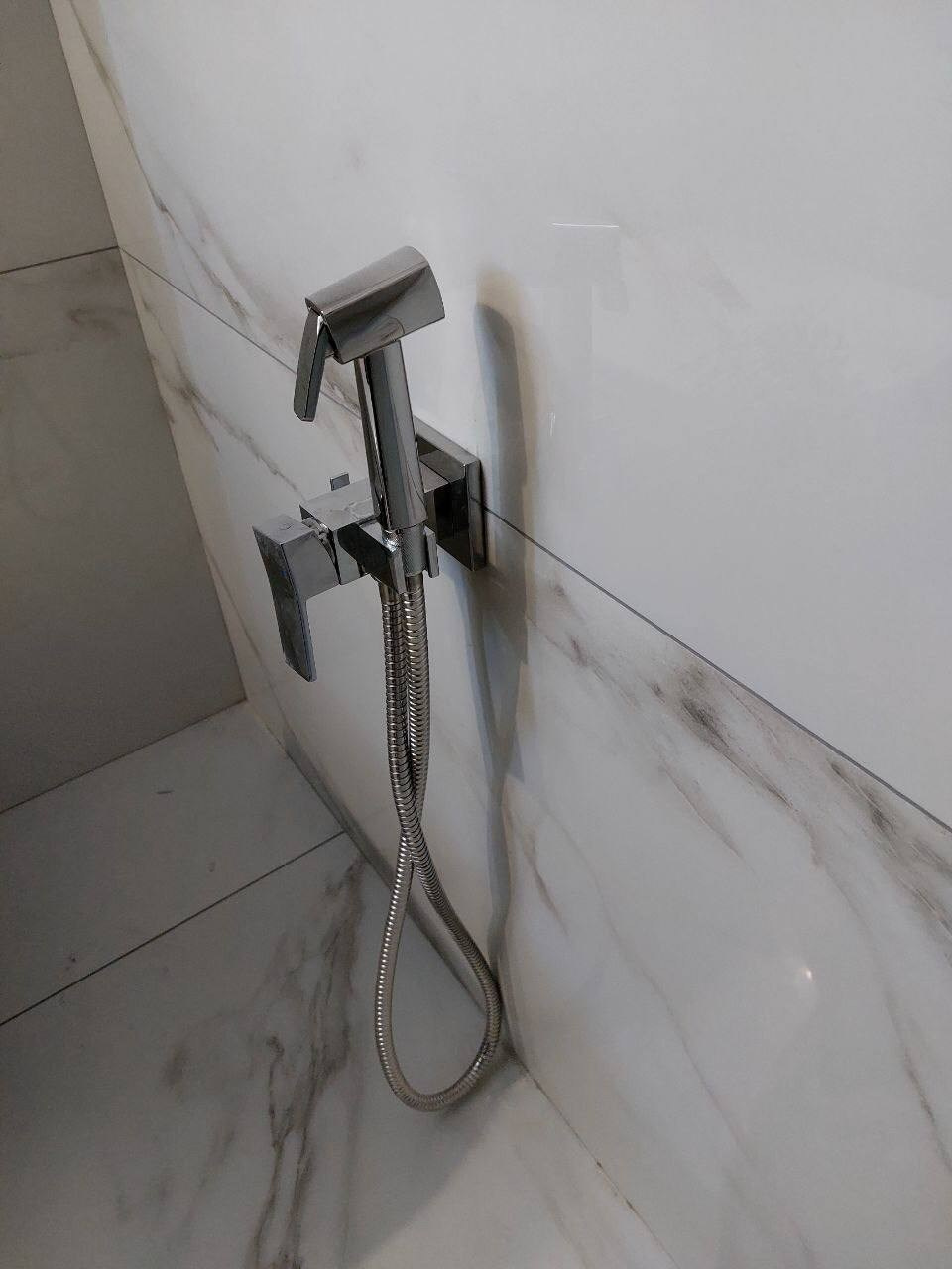 Ванная комната (ул. Ленская д. 10). Ремонт санузла, туалета, ванной под ключ в Казани. Укладка плитки