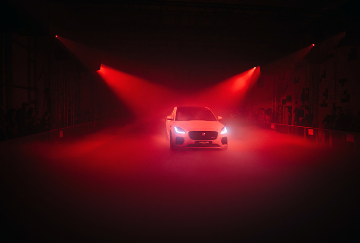 Jaguar E-PACE | Московская презентация. OOPS