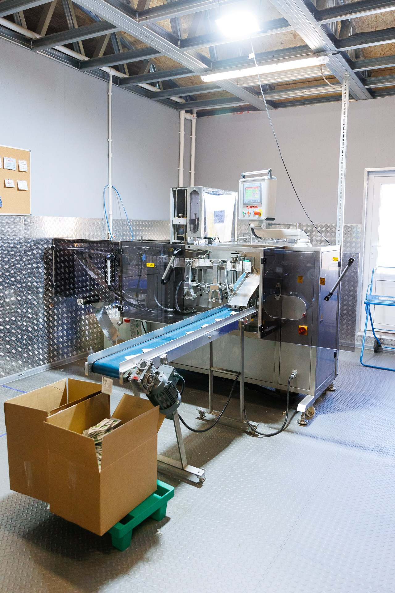 Производство ВЗЛП. Фотосъёмка для бизнеса — предметное фото, репортаж с мероприятий, портреты людей, съёмка интерьера и экстерьера