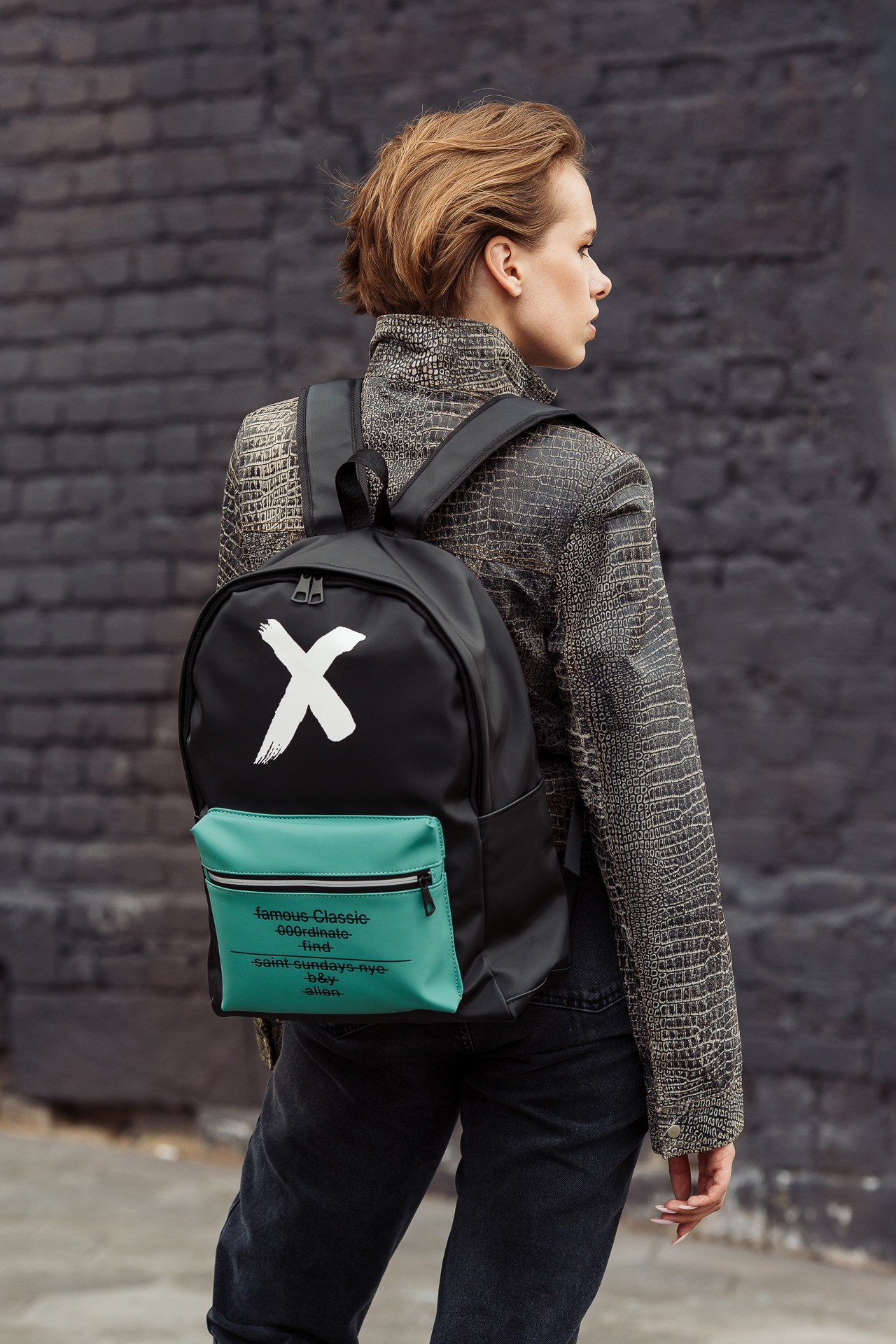 WB OZON Рюкзаки. Фотосъёмка для бизнеса — предметное фото, репортаж с мероприятий, портреты людей, съёмка интерьера и экстерьера