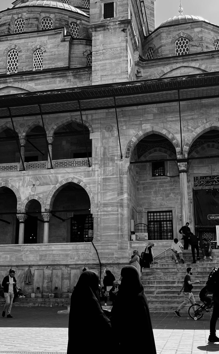 Istanbul, Turkey. Photographer Alina Skitovich