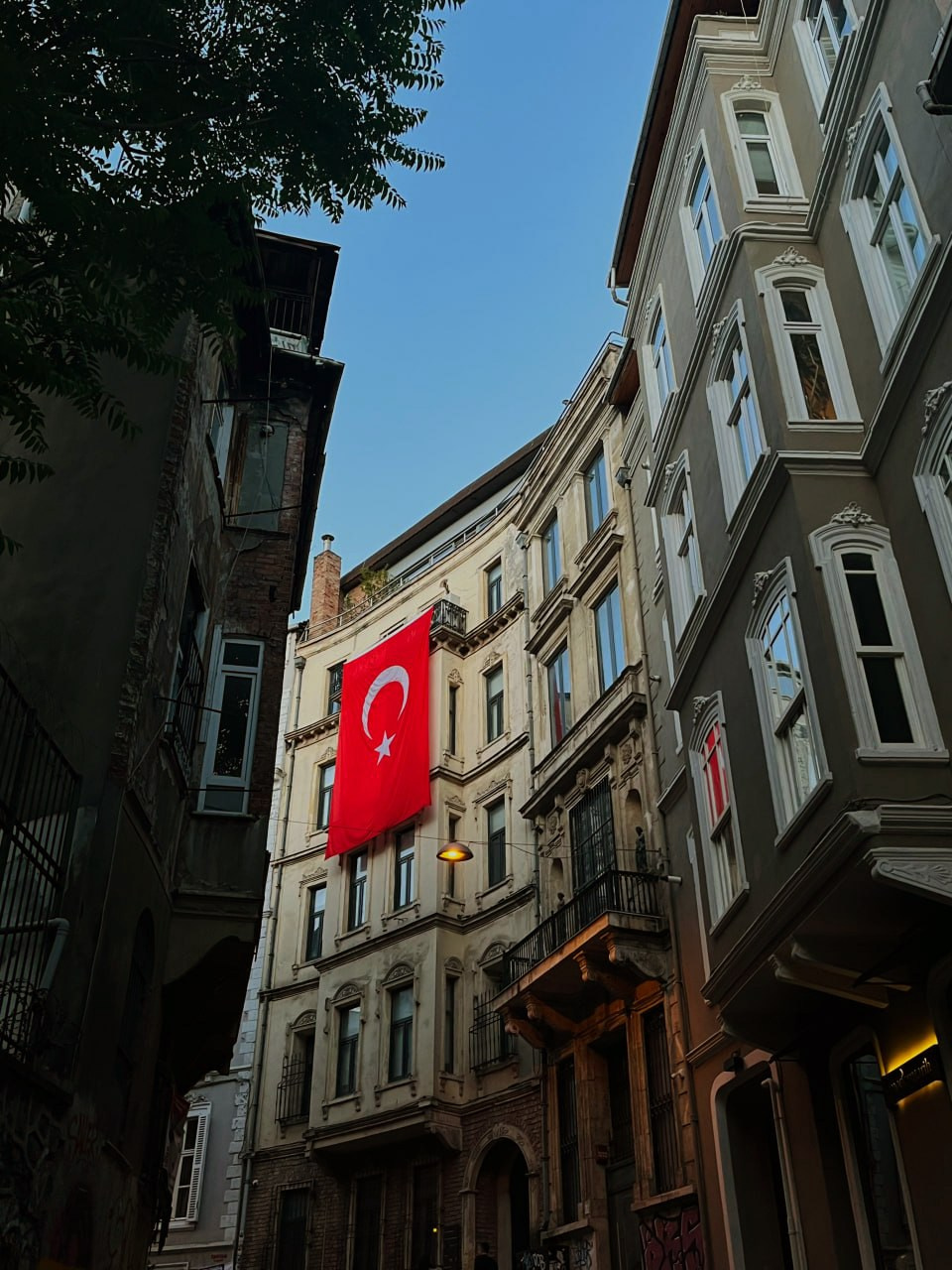 Istanbul, Turkey. Photographer Alina Skitovich