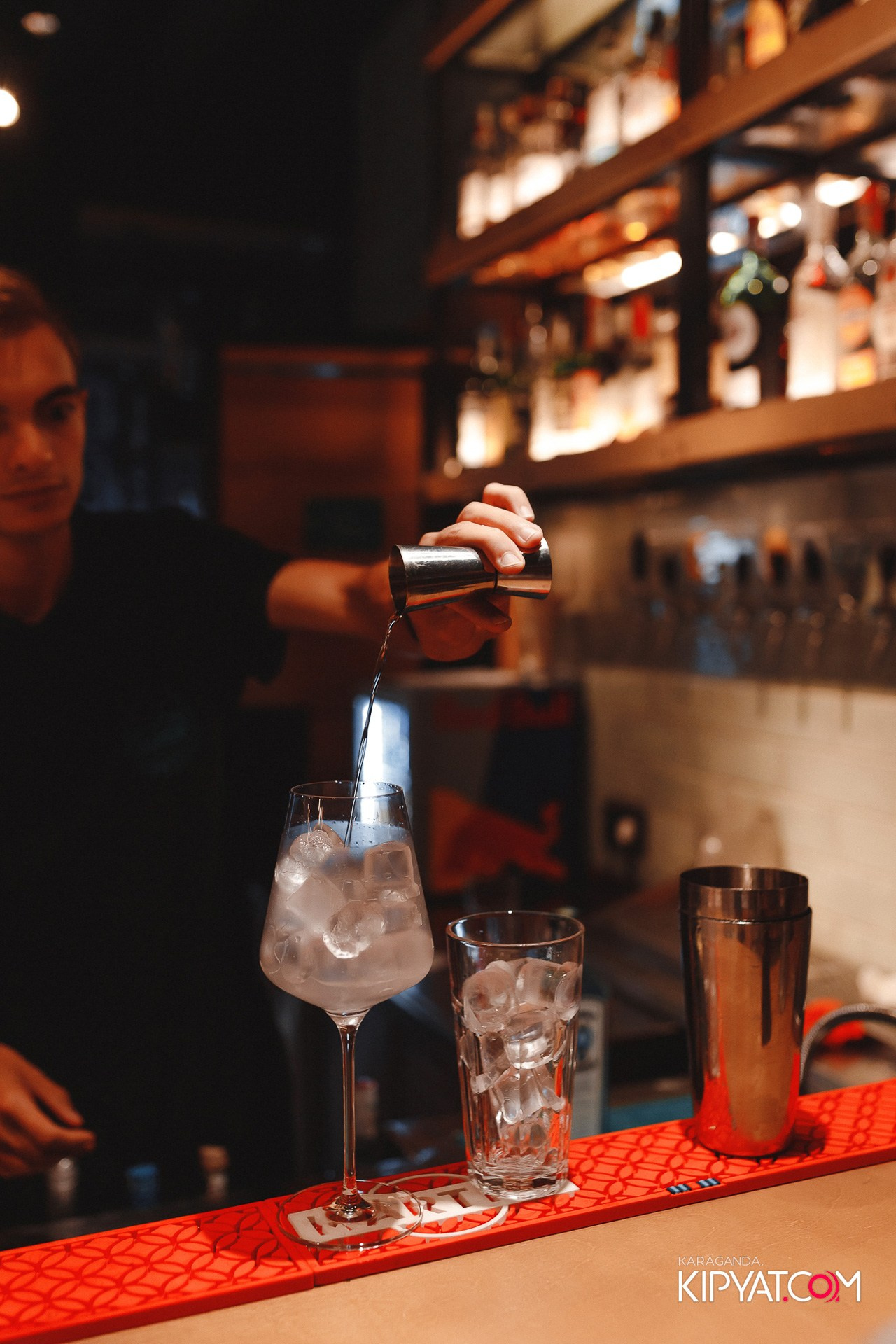 Пинта Bar & Grill. ТД «ЦУМ». Кипятком Караганда