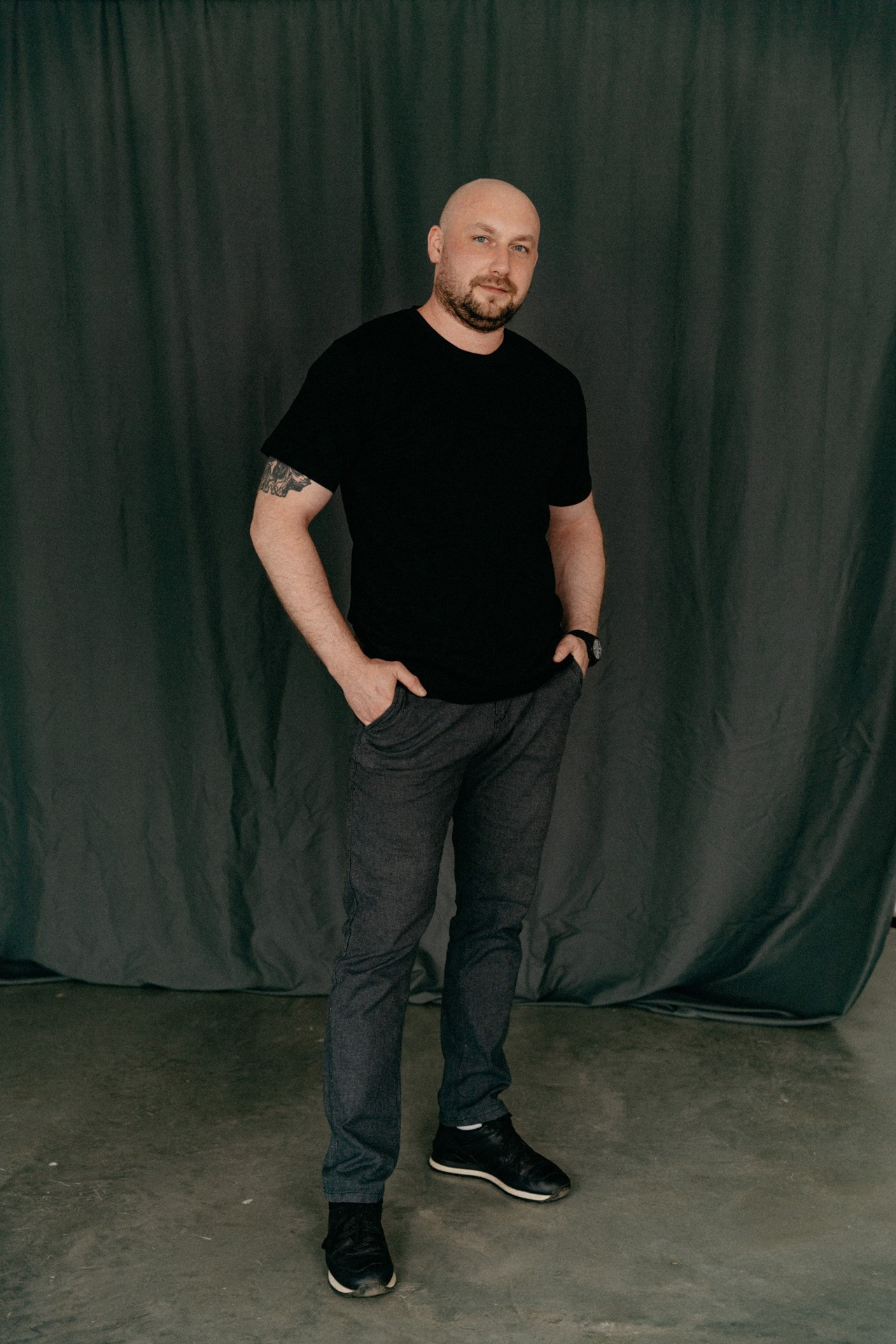 Станислав Т. Контент