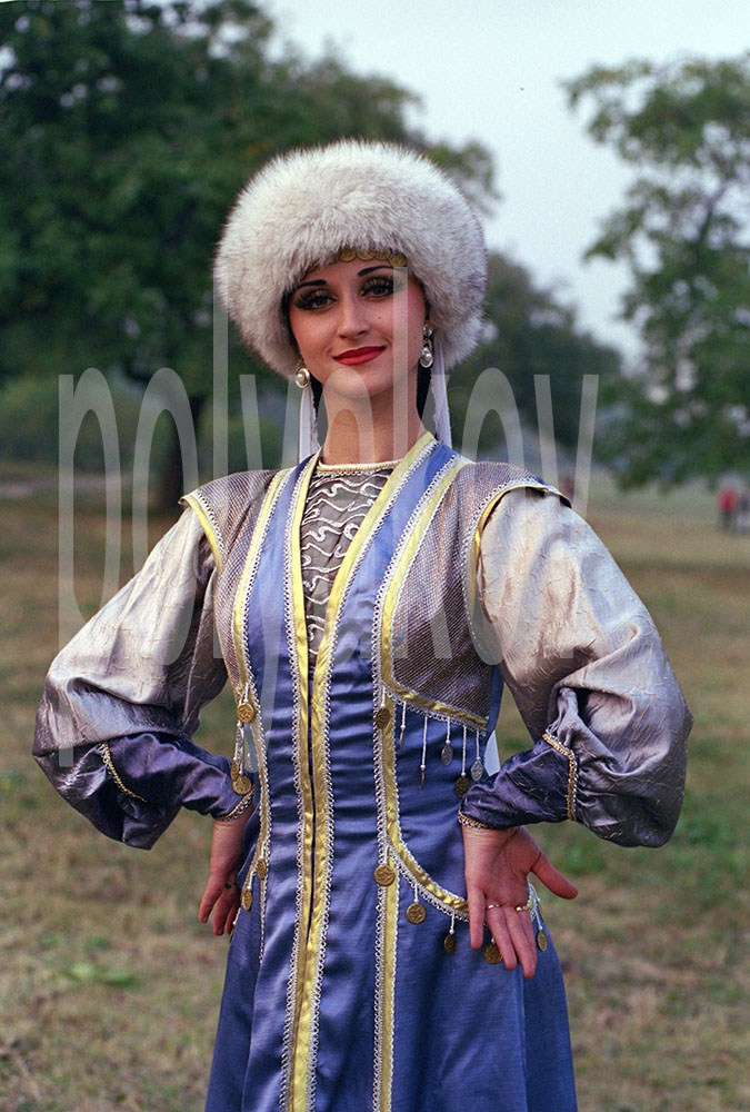 Фолклор. Движение жизни. Фотокорреспондент Александр Поляков. Москва