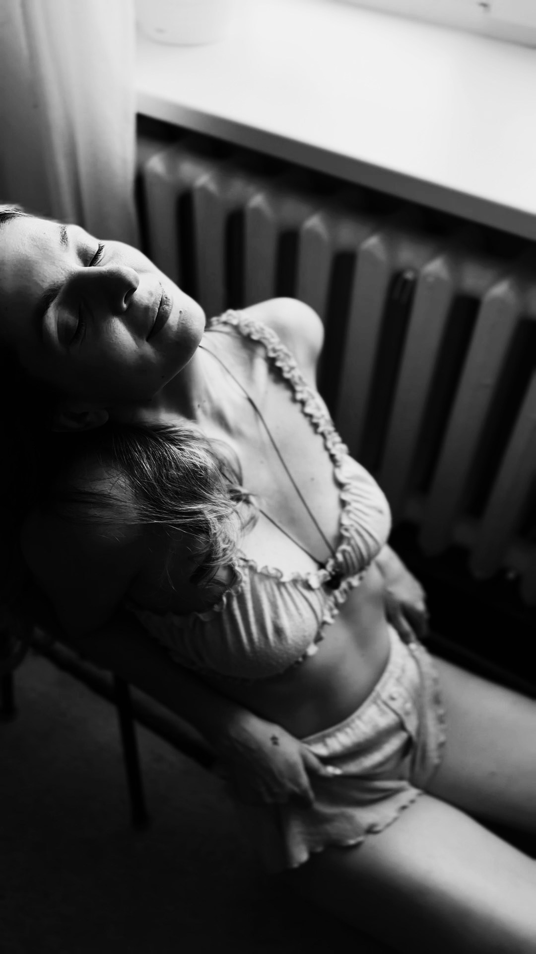 Домашняя фотосессия. Женский фотограф, видеограф, визуальный артист. Радужный ХМАО