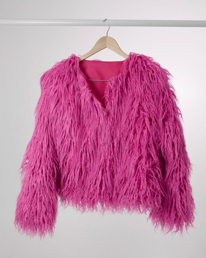 Шуба искусственная  лама 500 руб/час | Залоговая стоимость - 2500 руб 