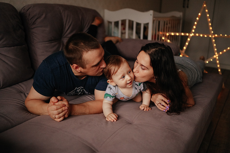 Домашняя фотосессия Жени, Иры и Арсения. Семейный и детский фотограф в Рыбинске, Ярославле Ольга Лебедева