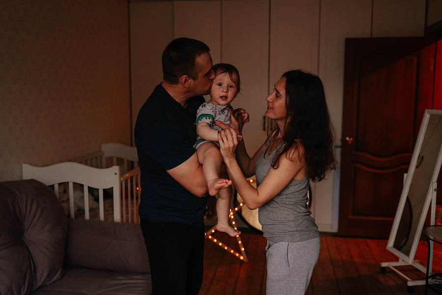 Домашняя фотосессия Жени, Иры и Арсения. Семейный и детский фотограф в Рыбинске, Ярославле Ольга Лебедева