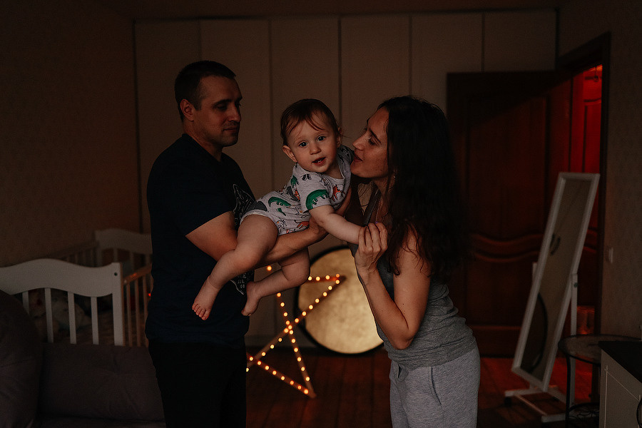 Домашняя фотосессия Жени, Иры и Арсения. Семейный и детский фотограф в Рыбинске, Ярославле Ольга Лебедева