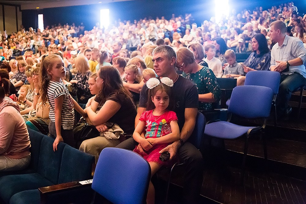 Благотворительный показ ТЮЗ. Детский и семейный фотограф, фотограф мероприятий Нижний Новгород