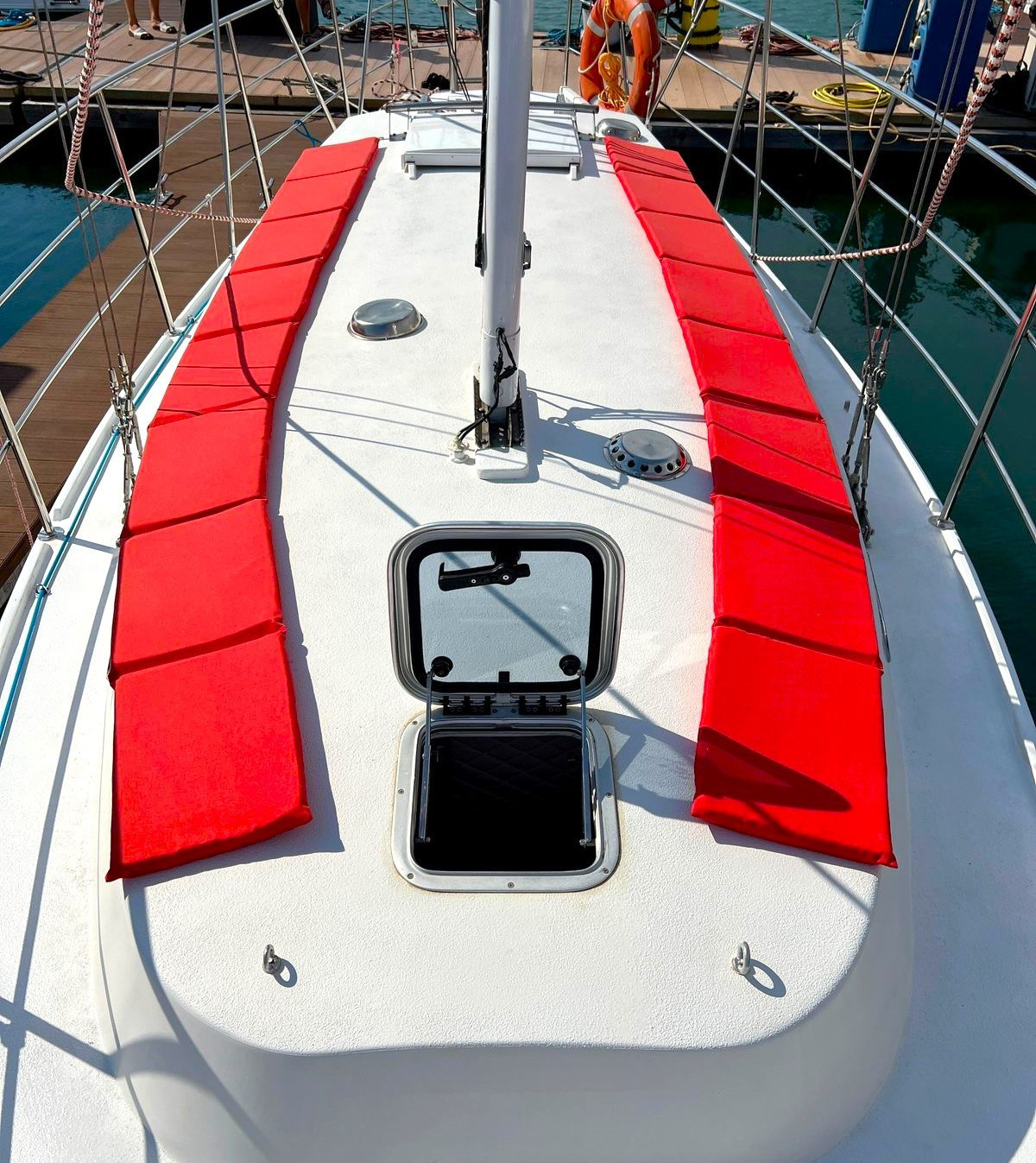 Парусная яхта Ассоль Аренда Яхты в Сочи Яхтанаморе YACHTNAMORE YACHTANAMORE