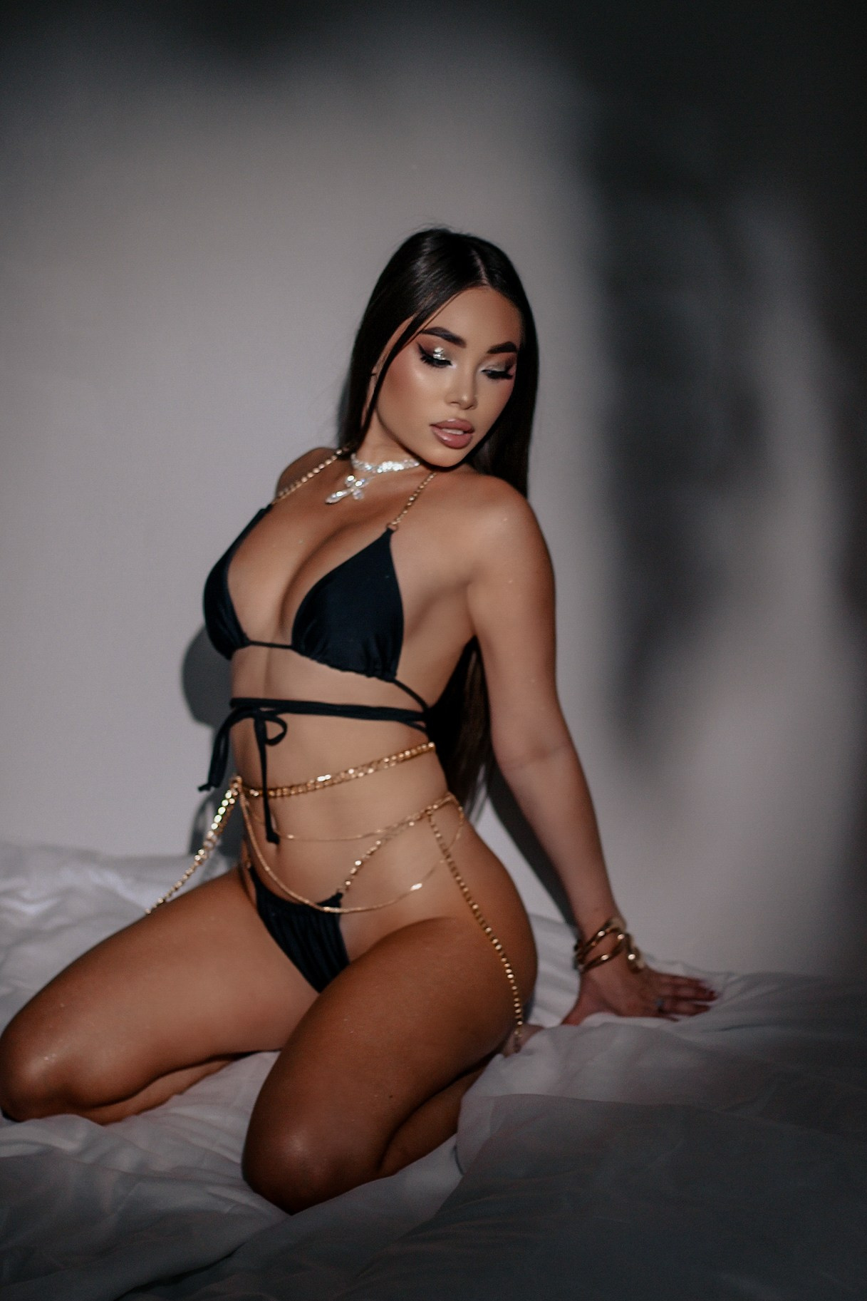 Съёмка с искусственным светом. Фотограф Иванова Елена в Иркутске