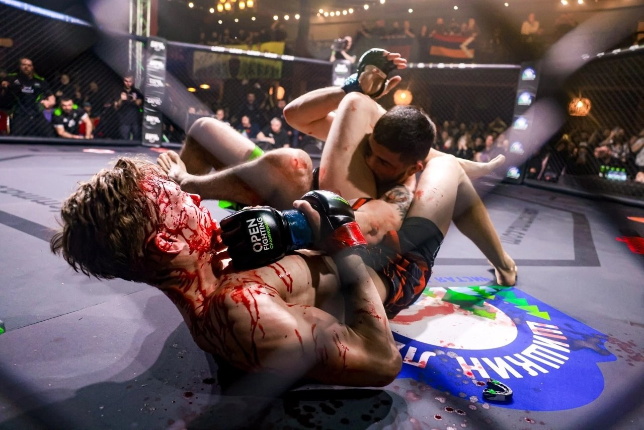 Фотосъёмка турнира Open FC 40. Спортивный фотограф Зянтереков Антон