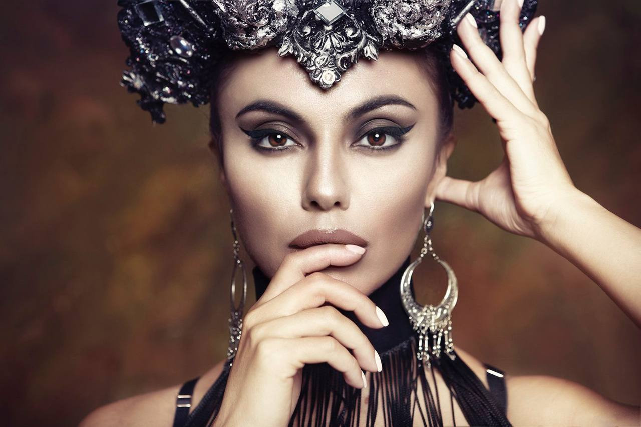 ЖЕНСКИЕ ПОРТРЕТЫ. Творческие фотосессии в Москве