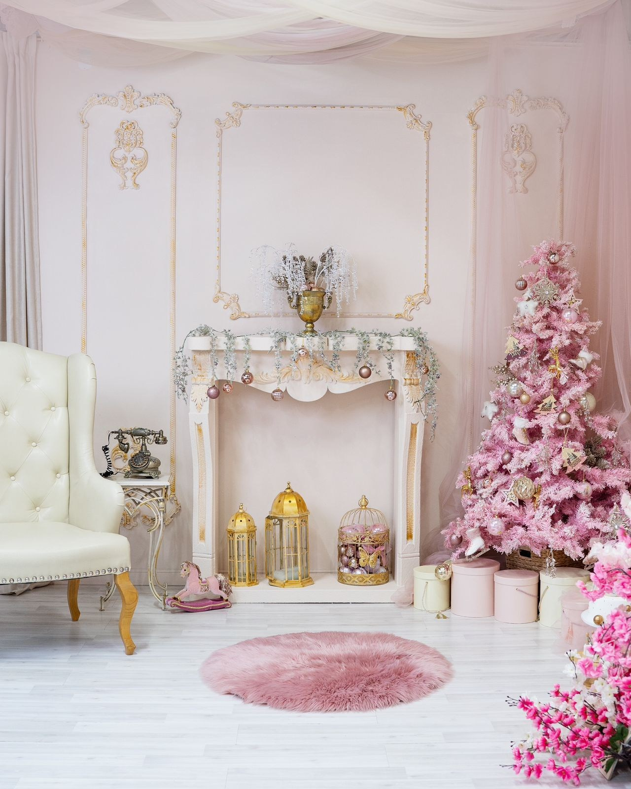 Зал Мамми студия. Фотограф в Алматы