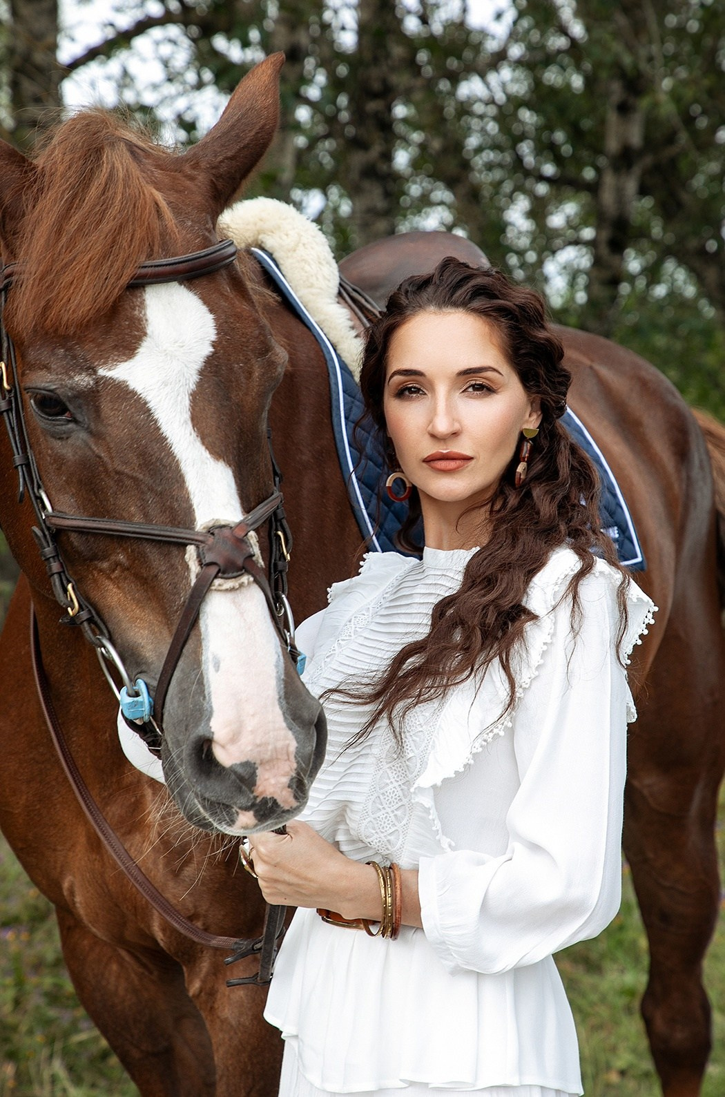 свадебное платье в спб, найти свадебный салон, букет для невесты, хороший ведущий на свадьбу, костюм для жениха, платье для невесты,  подшить свадебное платье, ателье свадебное, фотограф на свадьбу, выпуск, праздник, венчание