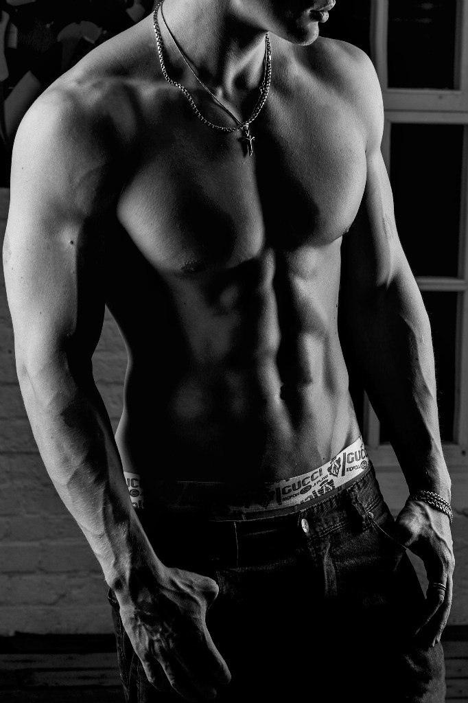 Мужская спортивная съемка. Фотограф-портретист Евгения Синкевич в Риге и Европе