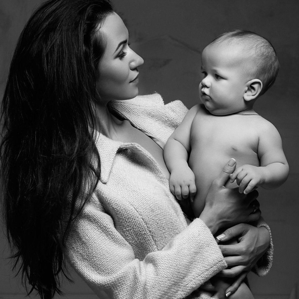 Семейное фото в студии. Фотограф-портретист Евгения Синкевич в Риге и Европе