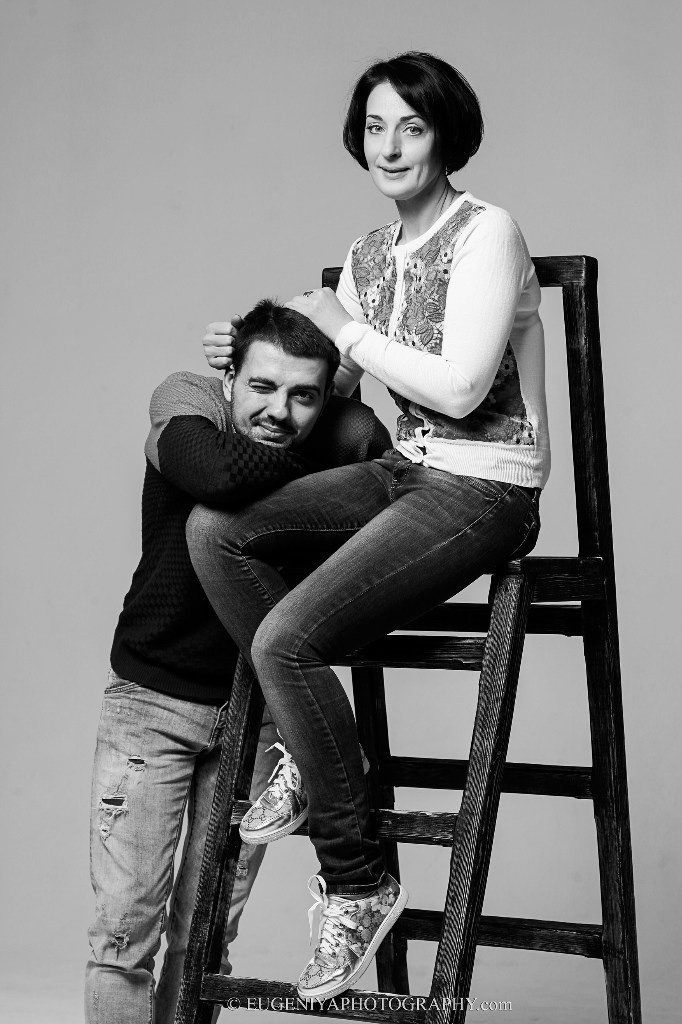 Семейное фото в студии. Фотограф-портретист Евгения Синкевич в Риге и Европе