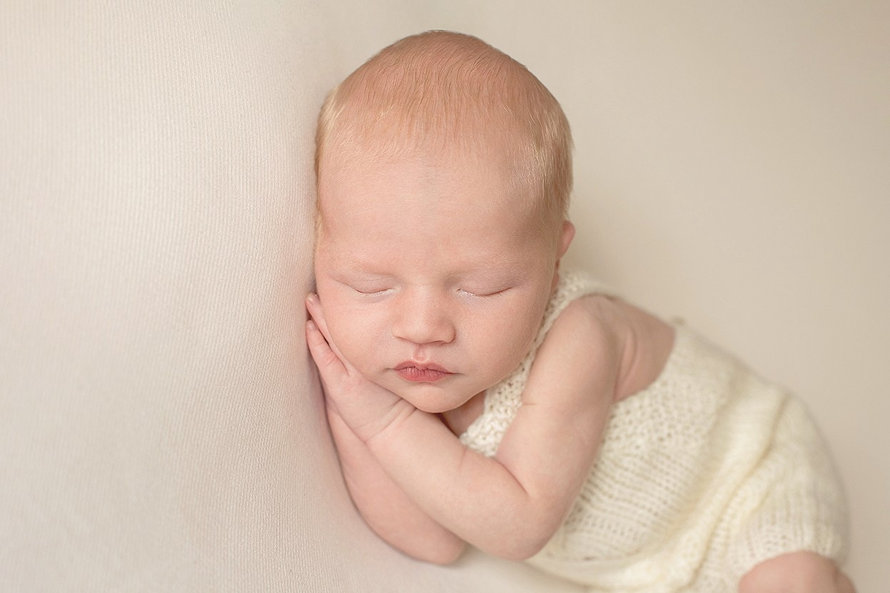 Newborn. Фотограф новорожденных в Екатеринбурге Татьяна Продан