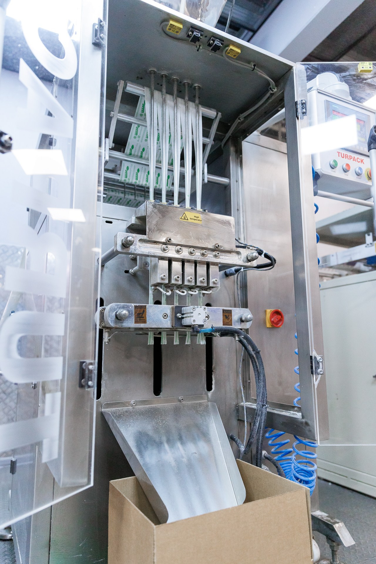 Производство ВЗЛП. Фотосъёмка для бизнеса — предметное фото, репортаж с мероприятий, портреты людей, съёмка интерьера и экстерьера