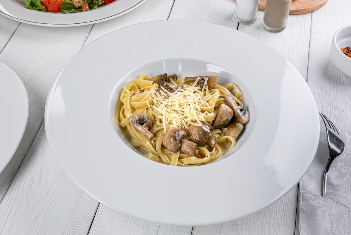 Фотограф и графический дизайнер Владимир Пуставетов