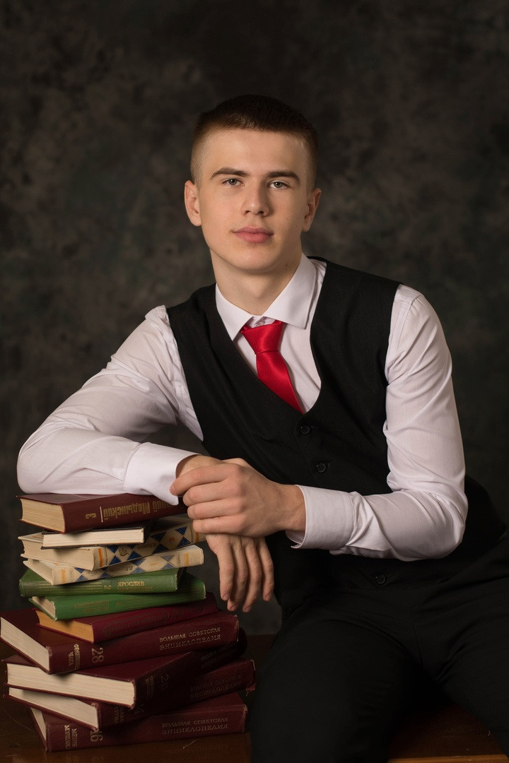 10 класс это расслабон перед выпускным классом.