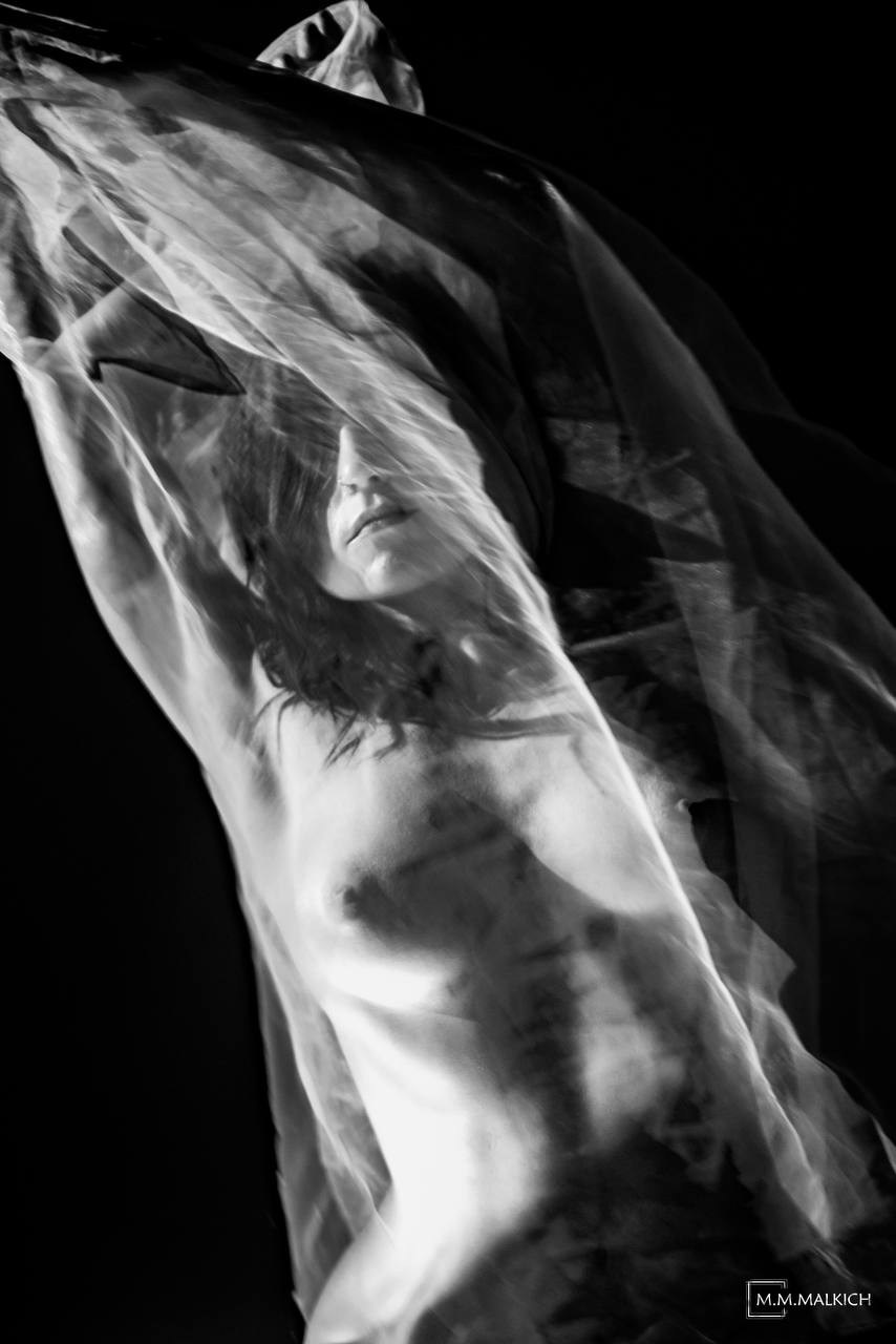 Nu. Фотограф и видеограф в Москве Мария Малкич