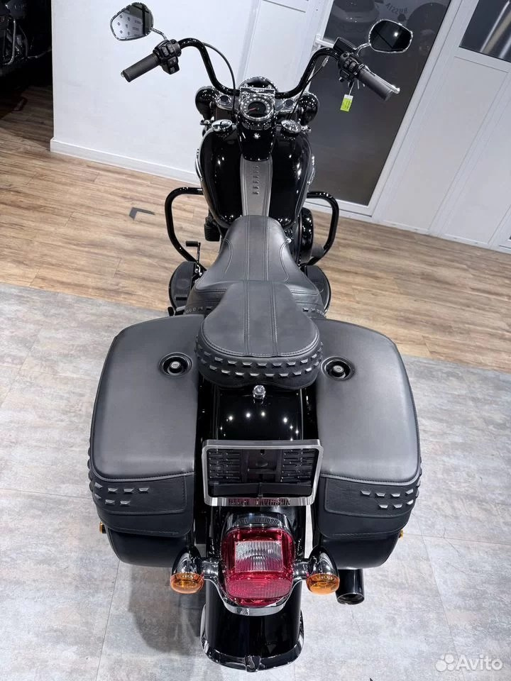 Купить Harley-Davidson 2019 HD Heritage NEW (Softail/Dyna) — подробнее на сайте. Hello Davidson, Москва. Только хорошие мотоциклы…