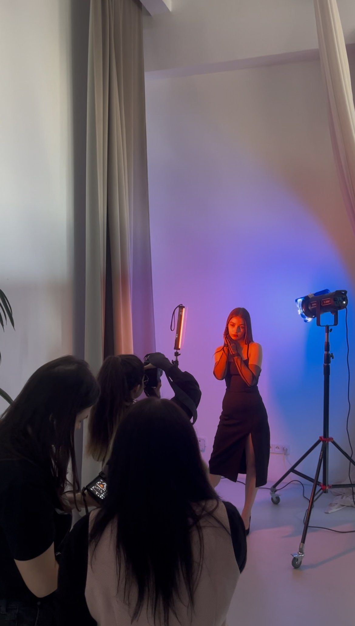 Фото бэкстейдж съёмок и занятий — как проходят наши уроки в Фотошколе Lectory 4.06. Фотошкола Екатеринбург Lectory 4.06