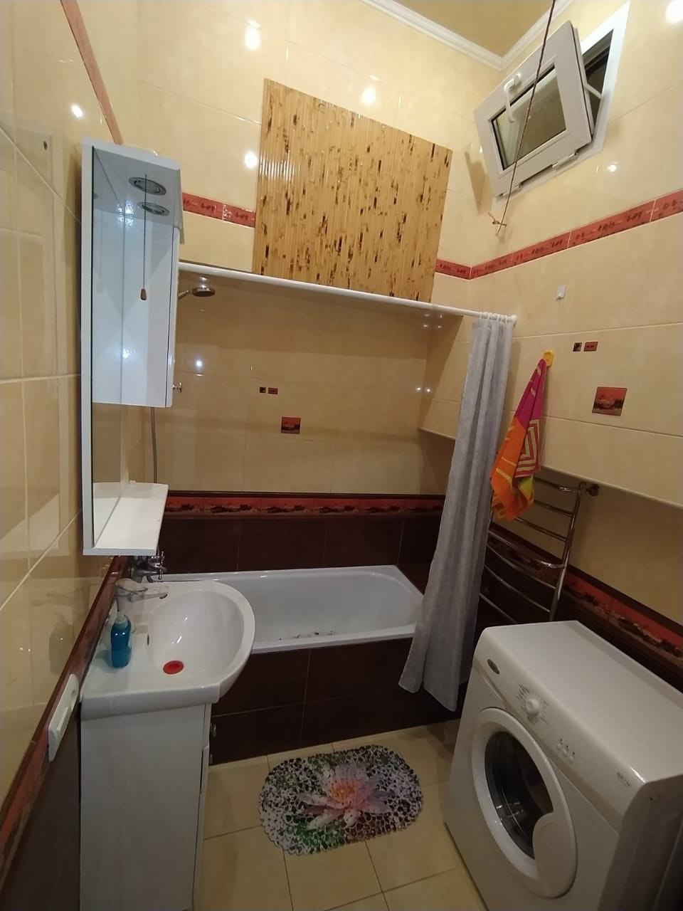 Ул. Революции 57. Отдых в Евпатории без забот — аренда жилья, трансфер, размещение под ключ