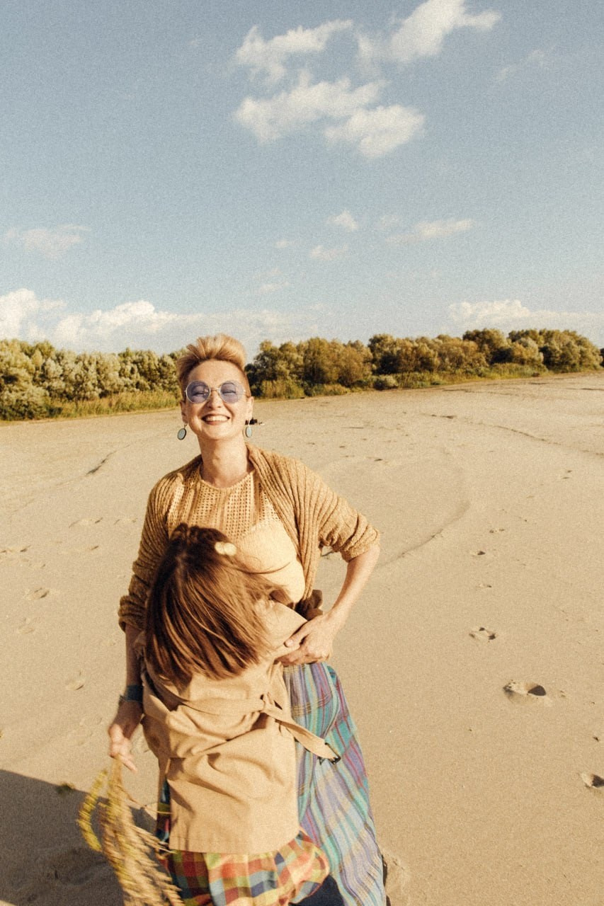 Ветер в волосах. Семейный фотограф в Краснодаре Анна Пасик